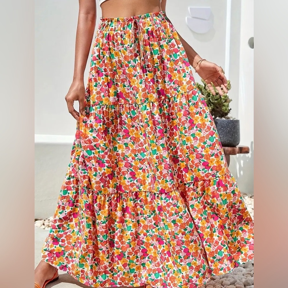 Bohemian Floral Tiered Maxi Skirt Size L NWT Cottagecore Colorful - Picture 1 of 7